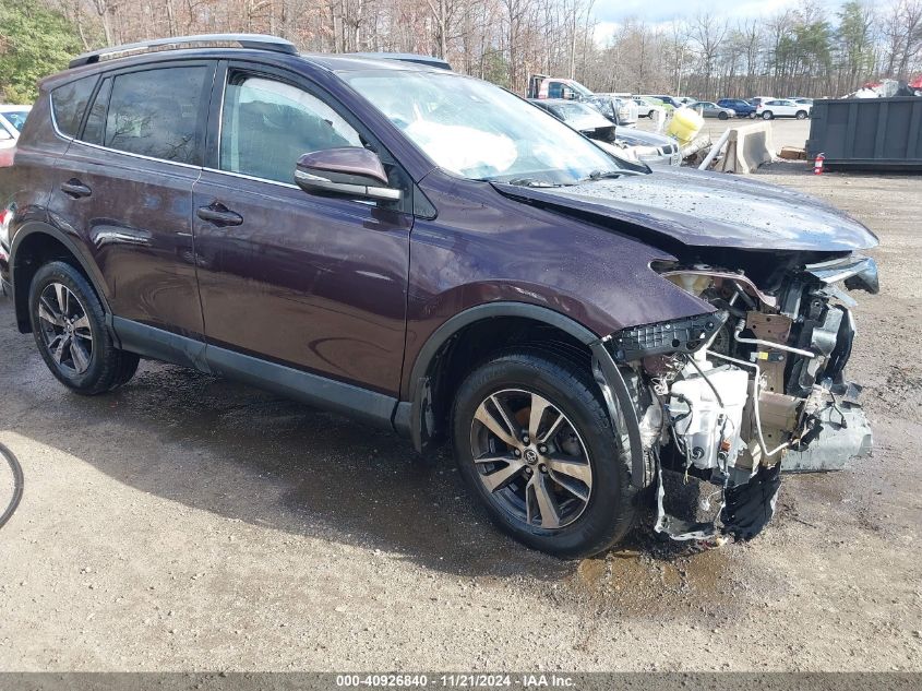 VIN 2T3RFREV4HW662279 2017 Toyota RAV4, Xle no.1