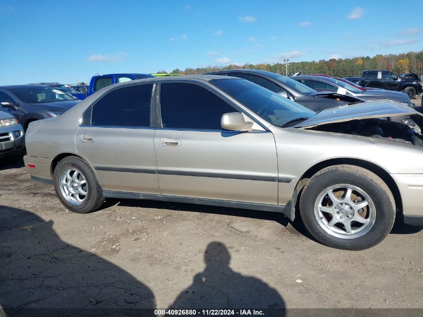 1995 Honda Accord Lx/Ex VIN: 1HGCD5531SA011301 Lot: 40926880