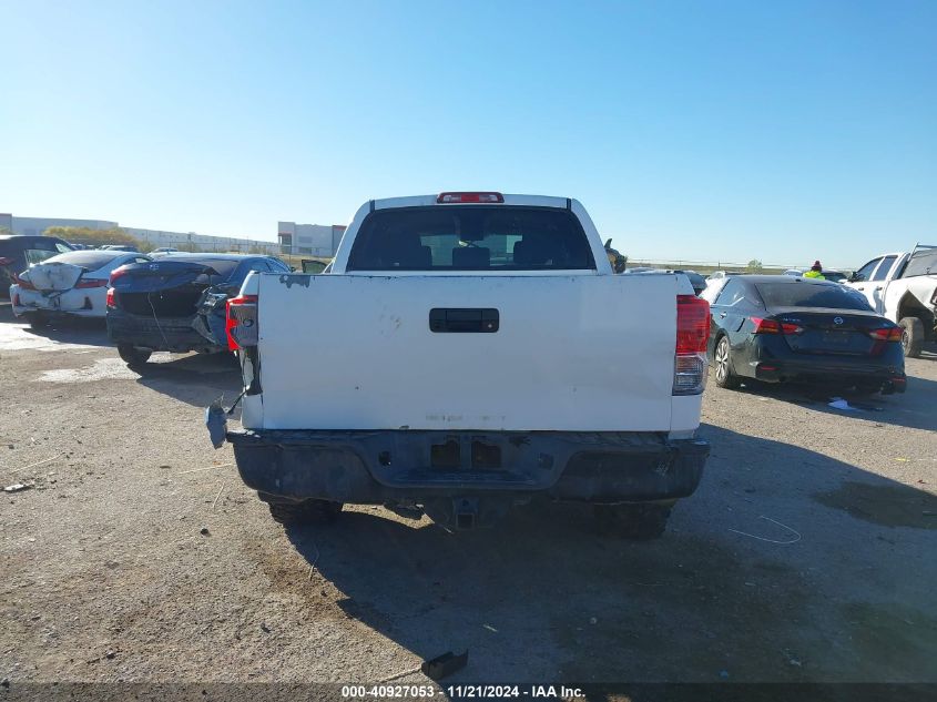 2010 Toyota Tundra Grade 4.6L V8 VIN: 5TFEM5F11AX016840 Lot: 40927053