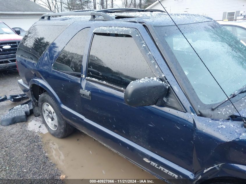 2003 Chevrolet Blazer Ls VIN: 1GNCT18X03K137029 Lot: 40927066