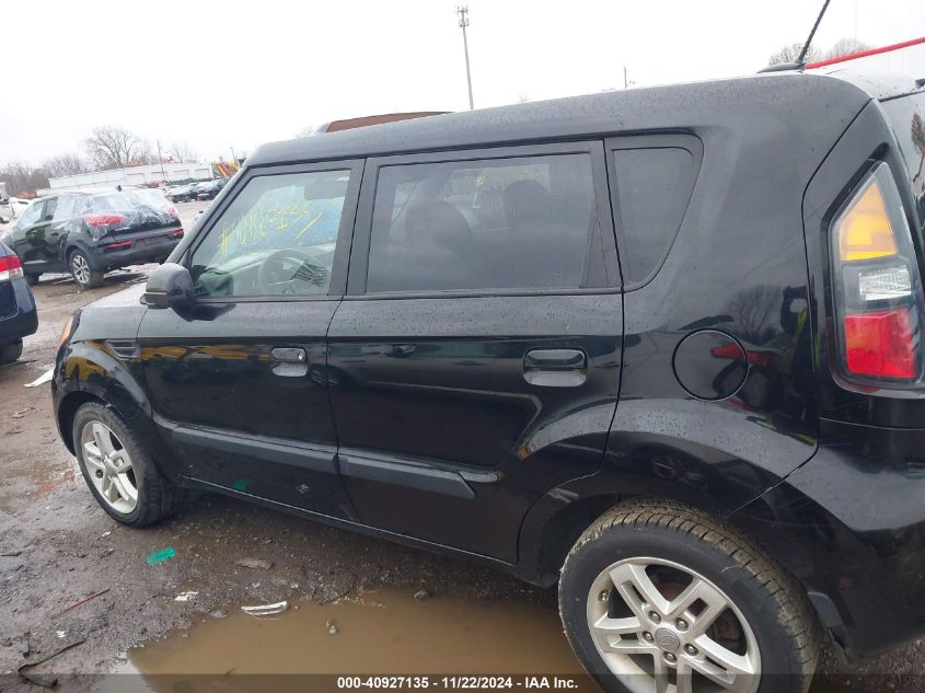 2010 Kia Soul + VIN: KNDJT2A25A7180379 Lot: 40927135