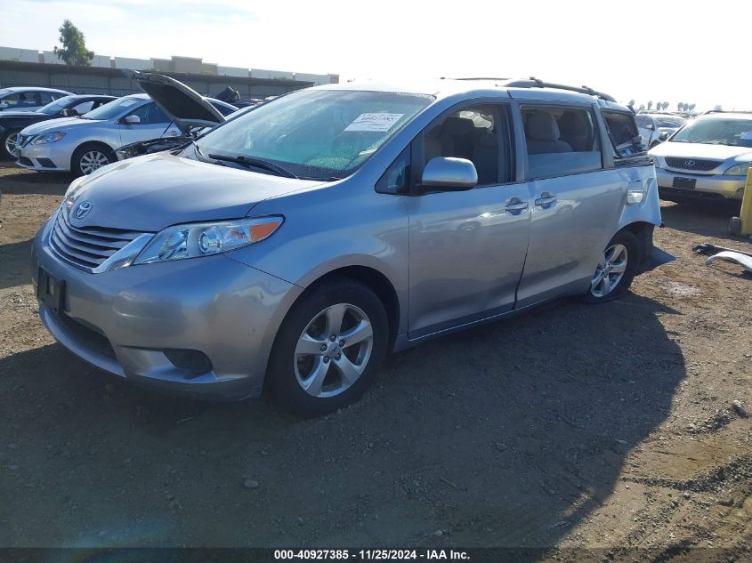 VIN 5TDKZ3DC5HS798816 2017 Toyota Sienna, Le 8 Pass... no.2