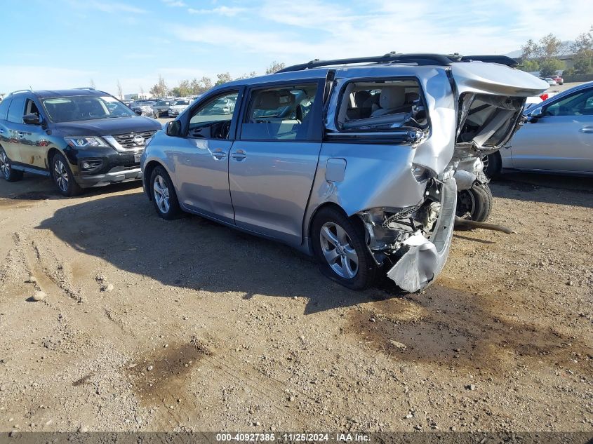 VIN 5TDKZ3DC5HS798816 2017 Toyota Sienna, Le 8 Pass... no.3