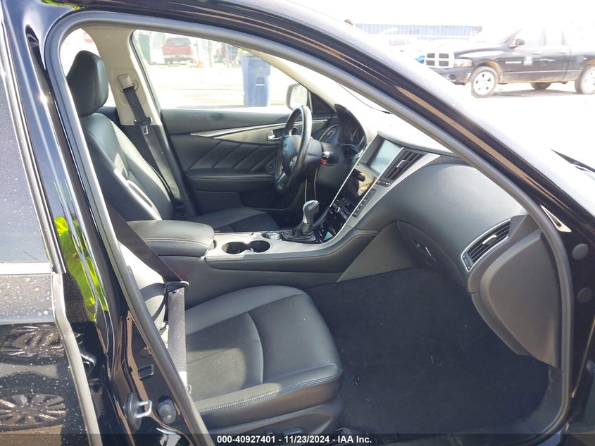 2016 INFINITI Q50 PREMIUM/SPORT - JN1EV7AR3GM340133