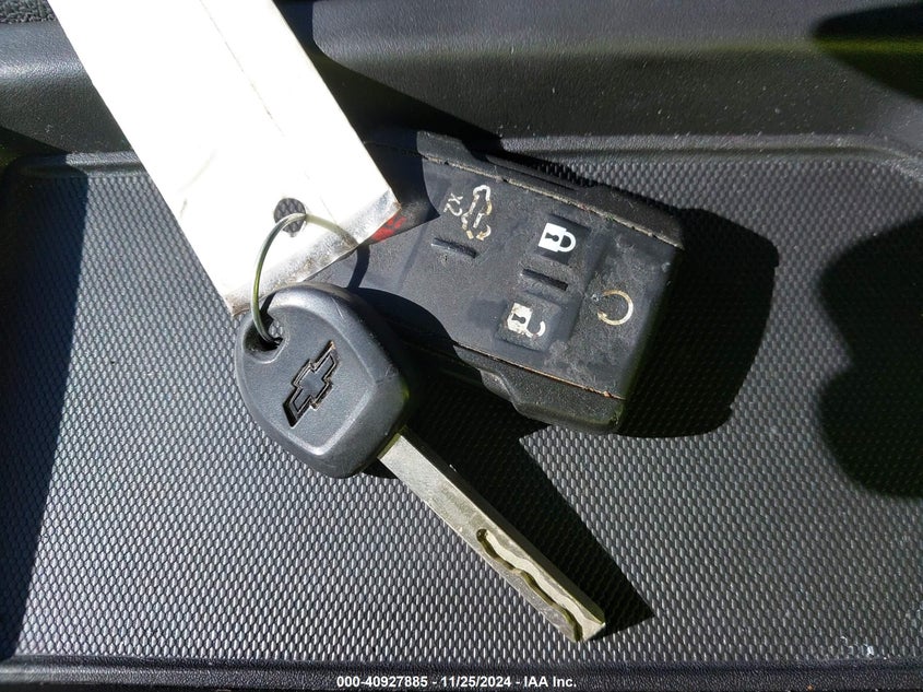 2019 CHEVROLET SILVERADO 1500 CUSTOM - 3GCPWBEH7KG310927