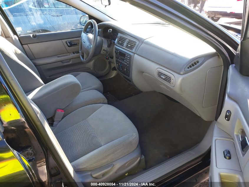 2003 Ford Taurus Se VIN: 1FAFP53213A153698 Lot: 40928054