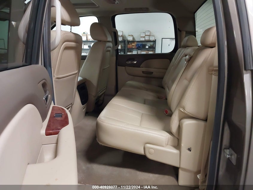 2013 CHEVROLET SILVERADO 1500 LTZ - 3GCPKTE70DG235371