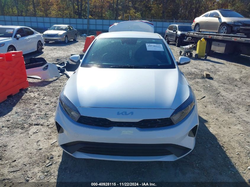 2023 Kia Forte Lxs VIN: 3KPF24AD4PE580058 Lot: 40928115