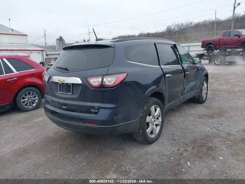 VIN 1GNKRGKD2HJ225007 2017 CHEVROLET TRAVERSE no.4