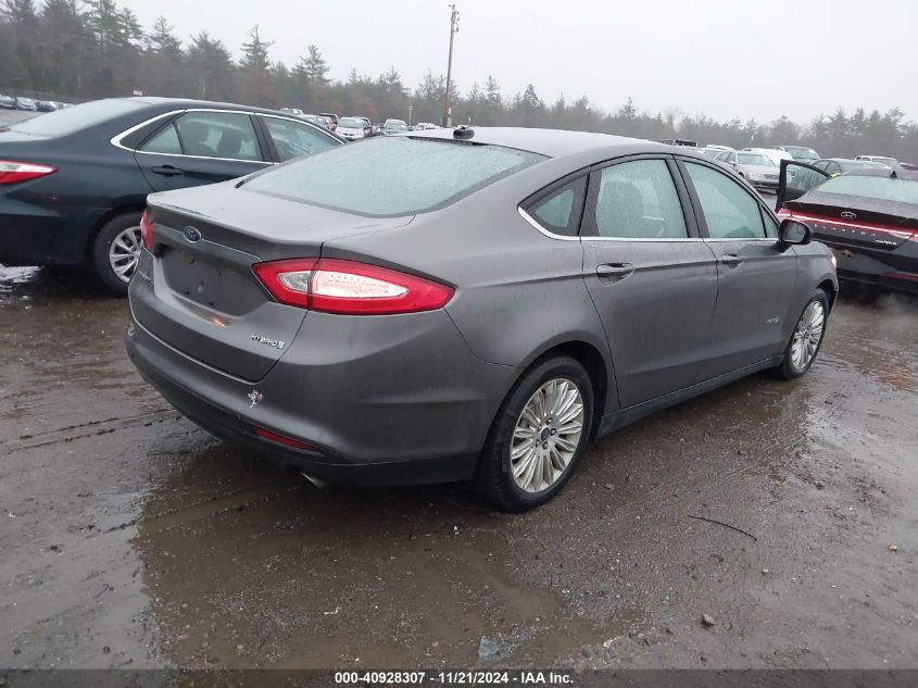 2014 Ford Fusion Hybrid S VIN: 3FA6P0UU4ER132551 Lot: 40928307