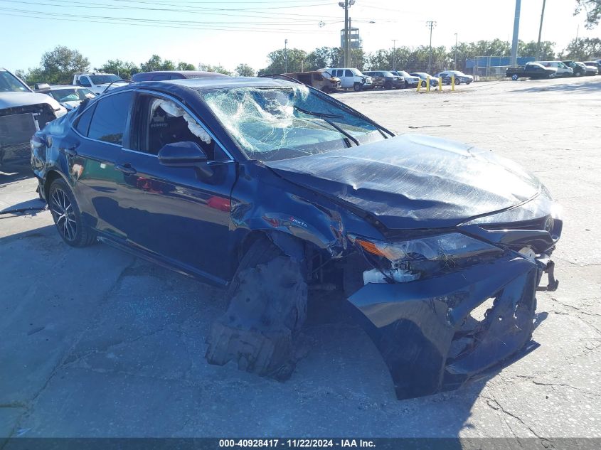 2021 Toyota Camry, SE