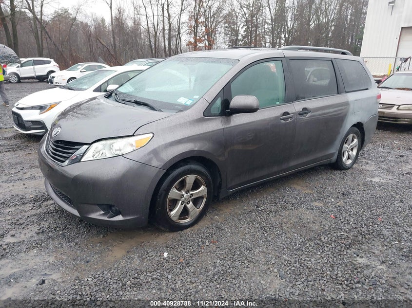 Vin: 5tdyk3dcxbs148952, lot: 41418510, toyota sienna xle/limited 20112