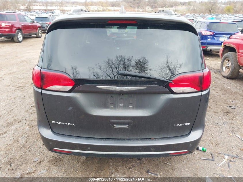 VIN 2C4RC1GG5HR528870 2017 CHRYSLER PACIFICA LIMITED