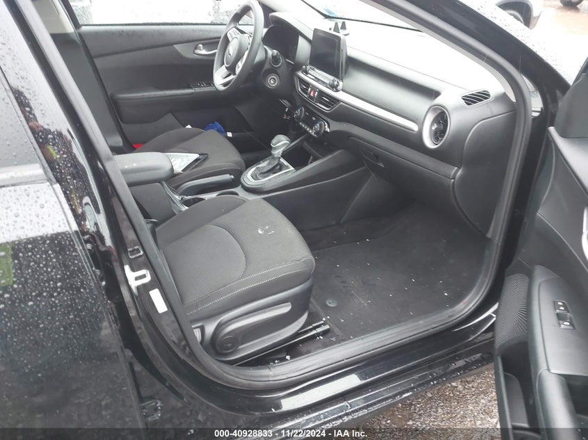 2019 KIA FORTE LXS - 3KPF24AD8KE099108