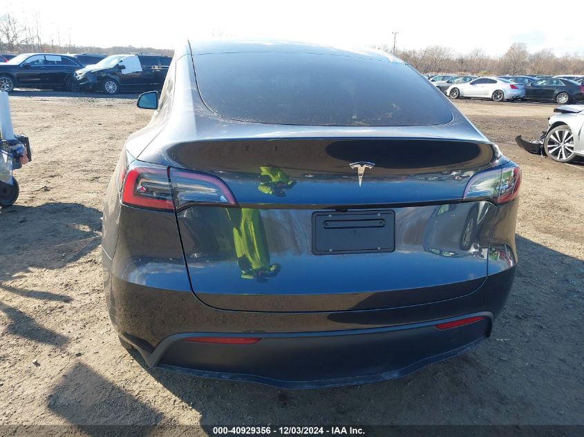 2024 TESLA MODEL Y LONG RANGE DUAL MOTOR ALL-WHEEL DRIVE/RWD - 7SAYGDED1RF184139