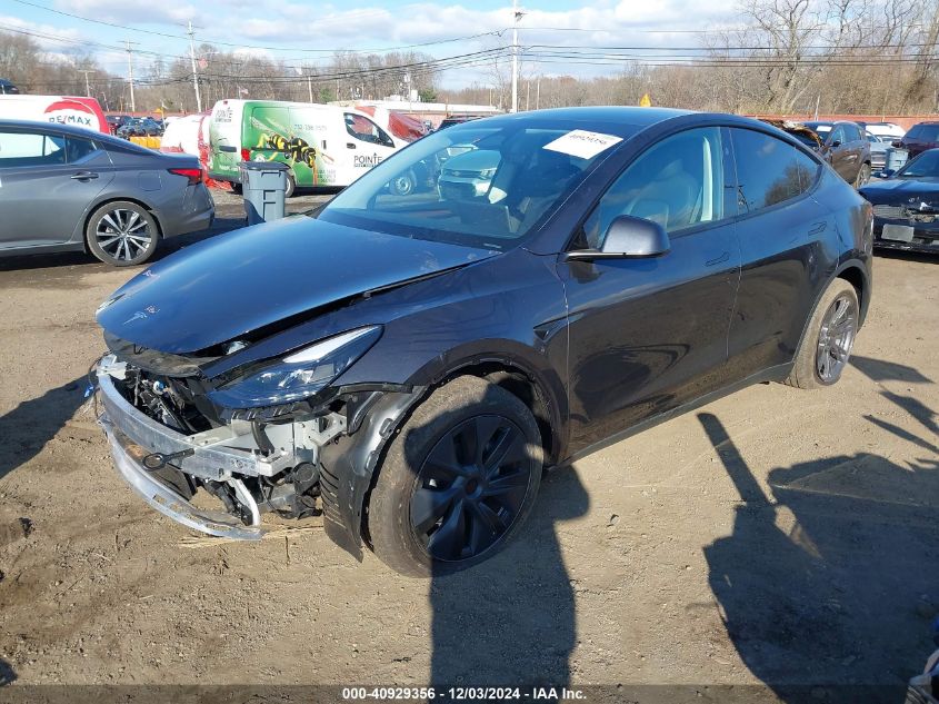 2024 TESLA MODEL Y LONG RANGE DUAL MOTOR ALL-WHEEL DRIVE/RWD - 7SAYGDED1RF184139