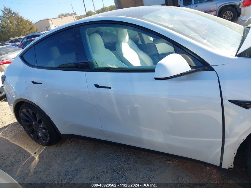 2020 Tesla Model Y VIN: 5YJYGDEFXLF011614 Lot: 40929562