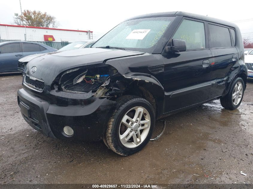 2010 Kia Soul + VIN: KNDJT2A27A7186488 Lot: 40929657