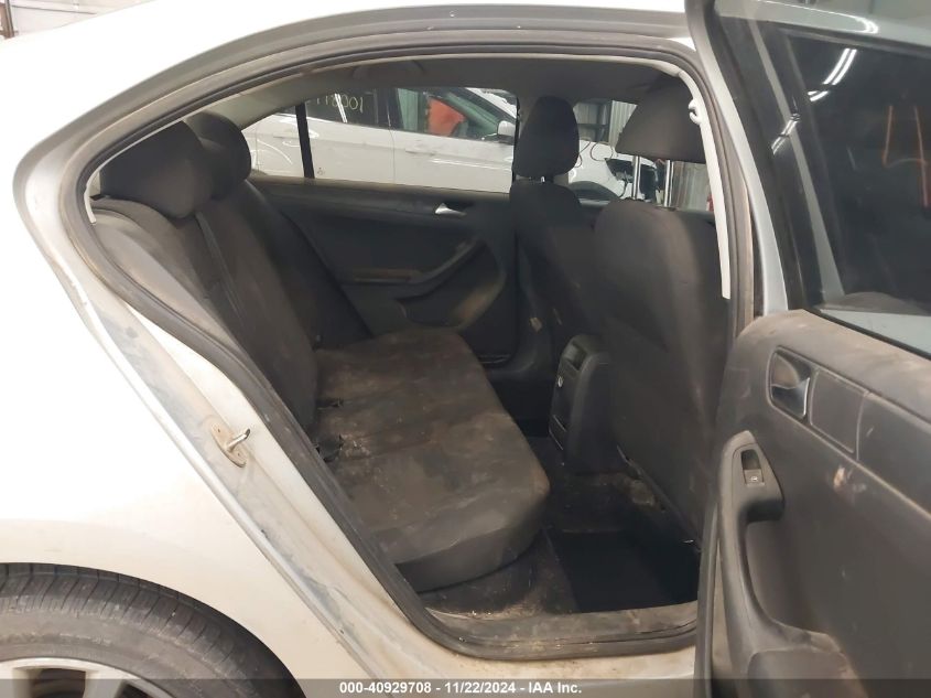 2015 VOLKSWAGEN JETTA VIN: 3VW2K7AJXFM272321