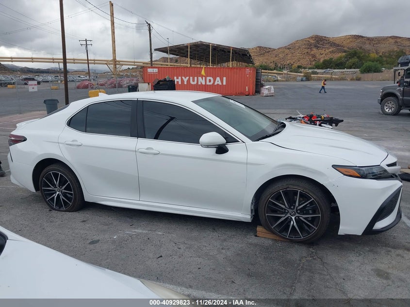 2024 TOYOTA CAMRY SE - 4T1G11AK4RU244186