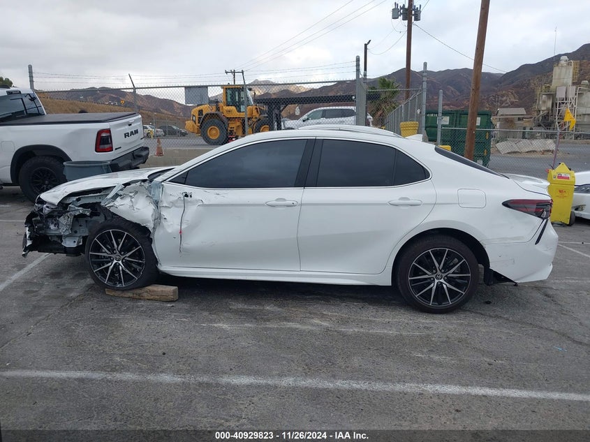 2024 TOYOTA CAMRY SE - 4T1G11AK4RU244186