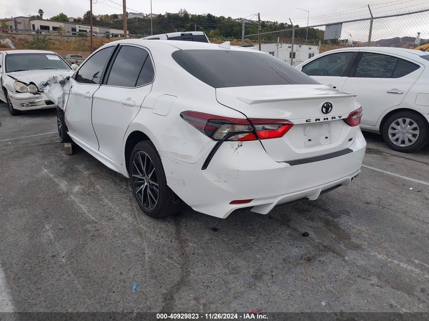 2024 TOYOTA CAMRY SE - 4T1G11AK4RU244186