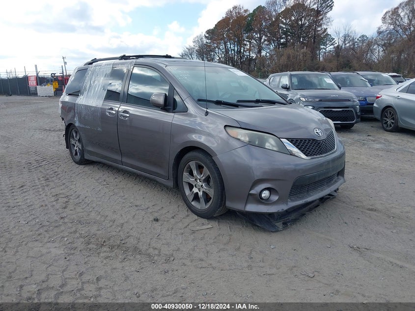 Vin: 5tdxk3dc3ds339305, lot: 41419772, toyota sienna se 8 passenger 2013 img_1