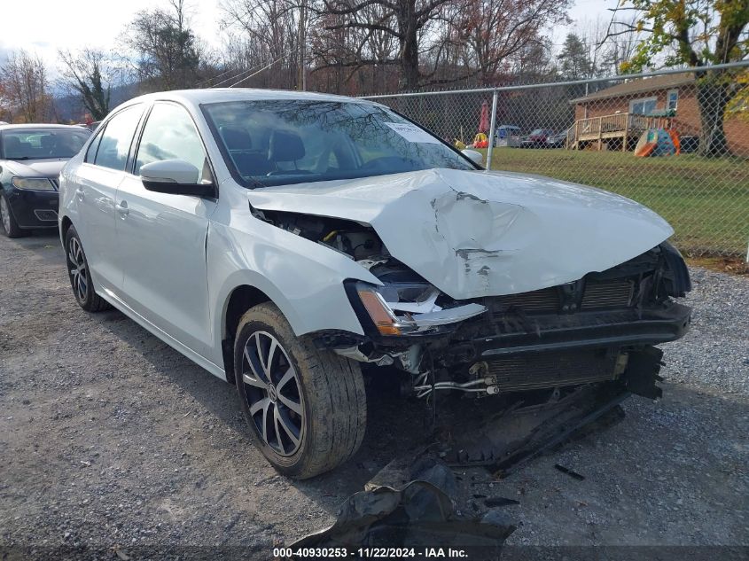 2017 VOLKSWAGEN JETTA 1.4T SE - 3VWDB7AJ0HM249531