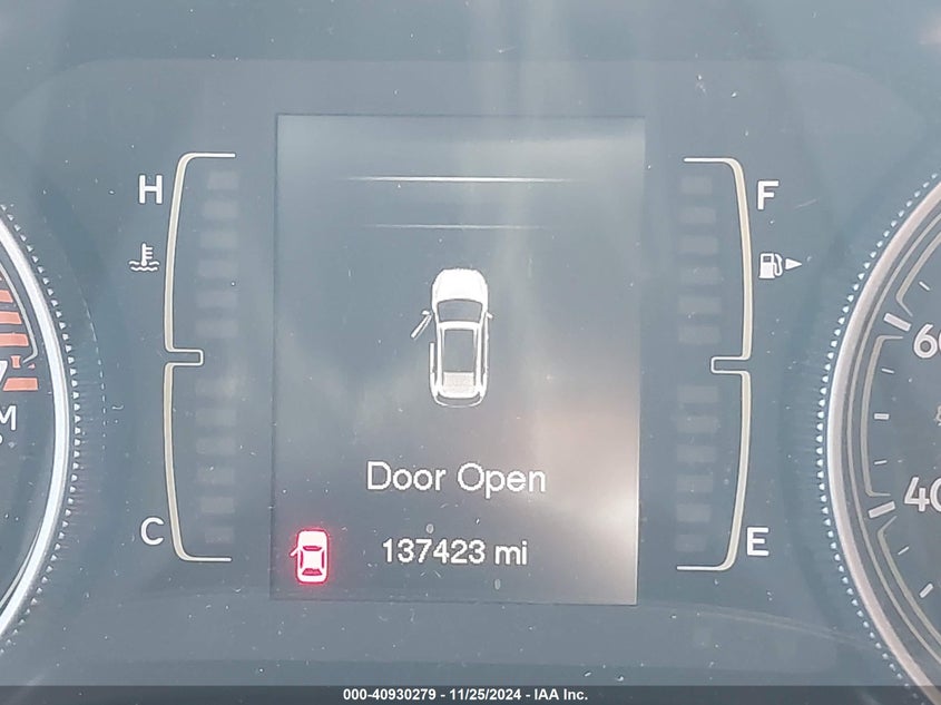 2018 JEEP CHEROKEE LATITUDE FWD - 1C4PJLCB8JD553273