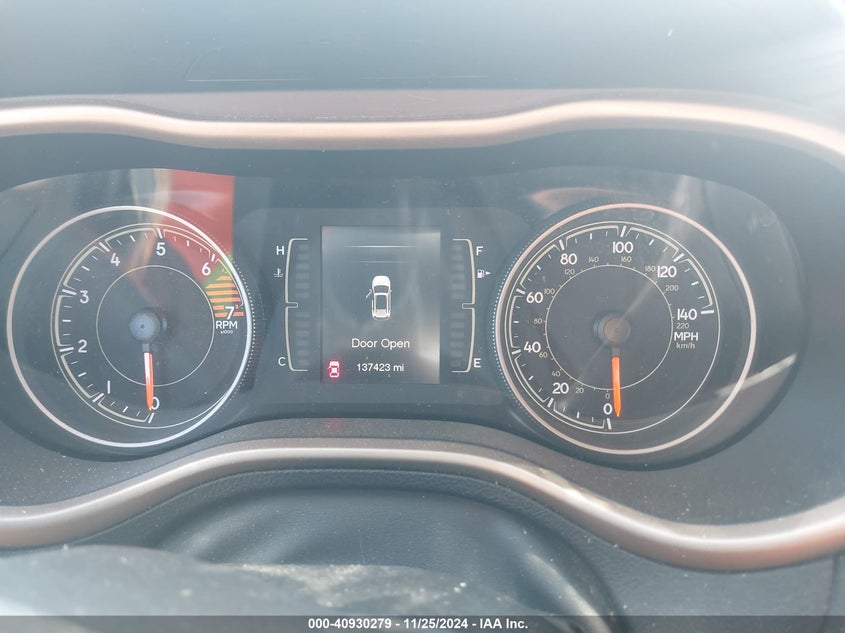 2018 JEEP CHEROKEE LATITUDE FWD - 1C4PJLCB8JD553273