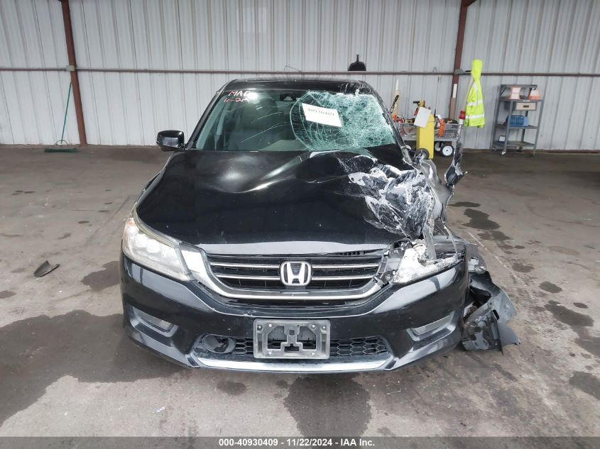 2015 Honda Accord Touring VIN: 1HGCR3F92FA002055 Lot: 40930409