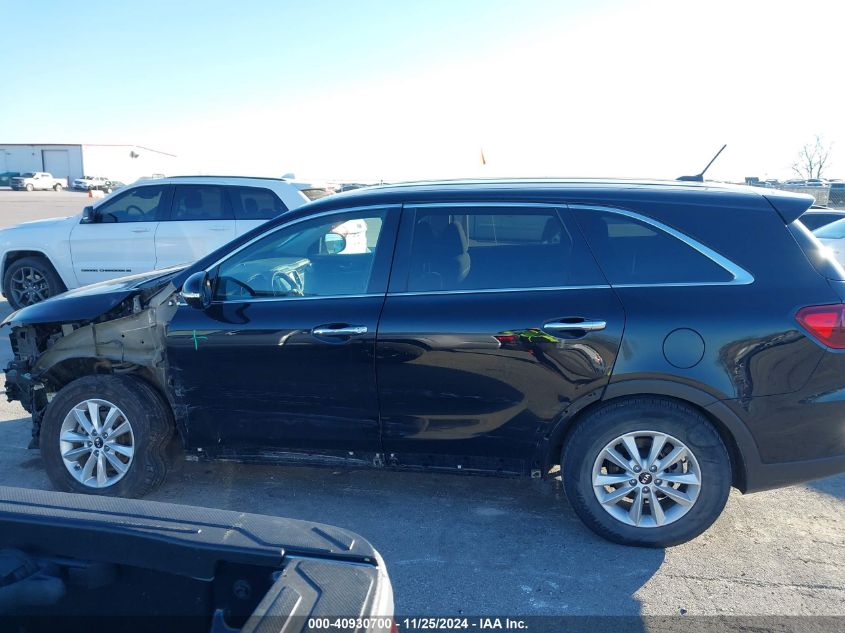 VIN 5XYPG4A37KG588566 2019 KIA SORENTO no.14