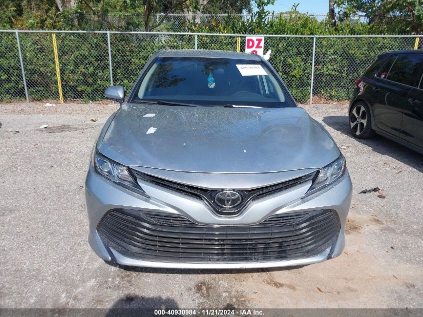 2019 Toyota Camry Le VIN: 4T1B11HKXKU732371 Lot: 40930984