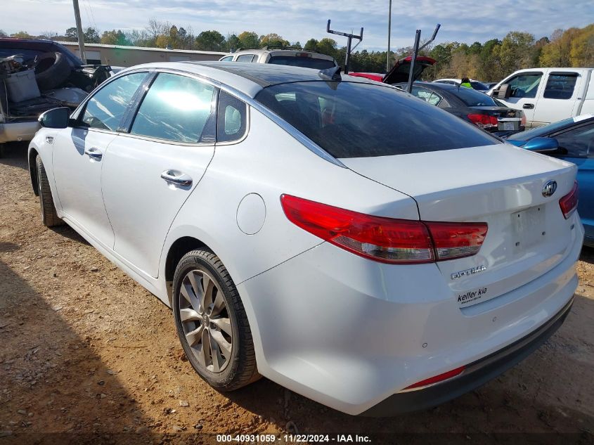 VIN 5XXGU4L37HG126883 2017 KIA OPTIMA no.3