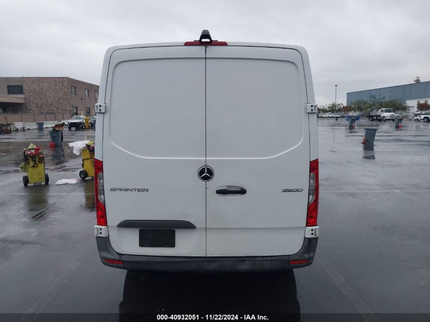 2019 Mercedes-Benz Sprinter 2500 High Roof V6/Standard Roof V6 VIN: WD4PF0CD0KP153912 Lot: 40932051