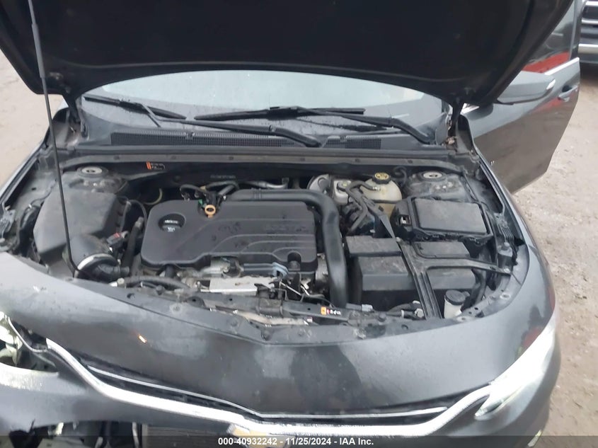2018 CHEVROLET MALIBU VIN: 1G1ZD5ST5JF213632