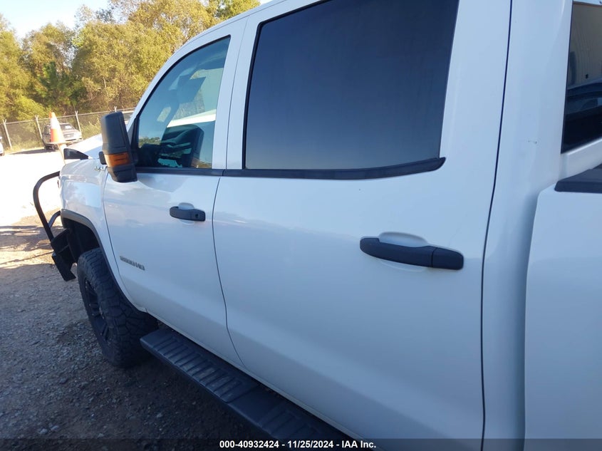 2016 GMC SIERRA 2500HD VIN: 1GT12RE8XGF141232