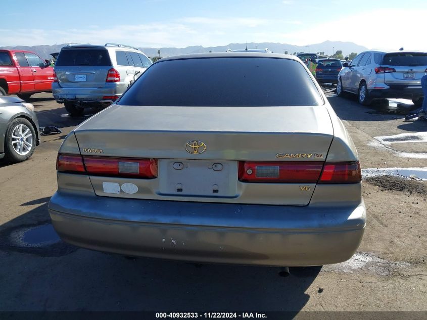 1999 Toyota Camry VIN: JP2BS28K7X0198782 Lot: 40932533