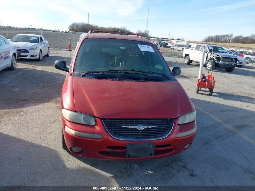 2000 Chrysler Town & Country Limited VIN: 1C4GP64L6YB691830 Lot: 40932607