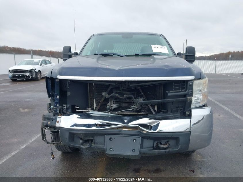 2009 Chevrolet Silverado 2500Hd Work Truck VIN: 1GCHC43K09F141224 Lot: 40932663