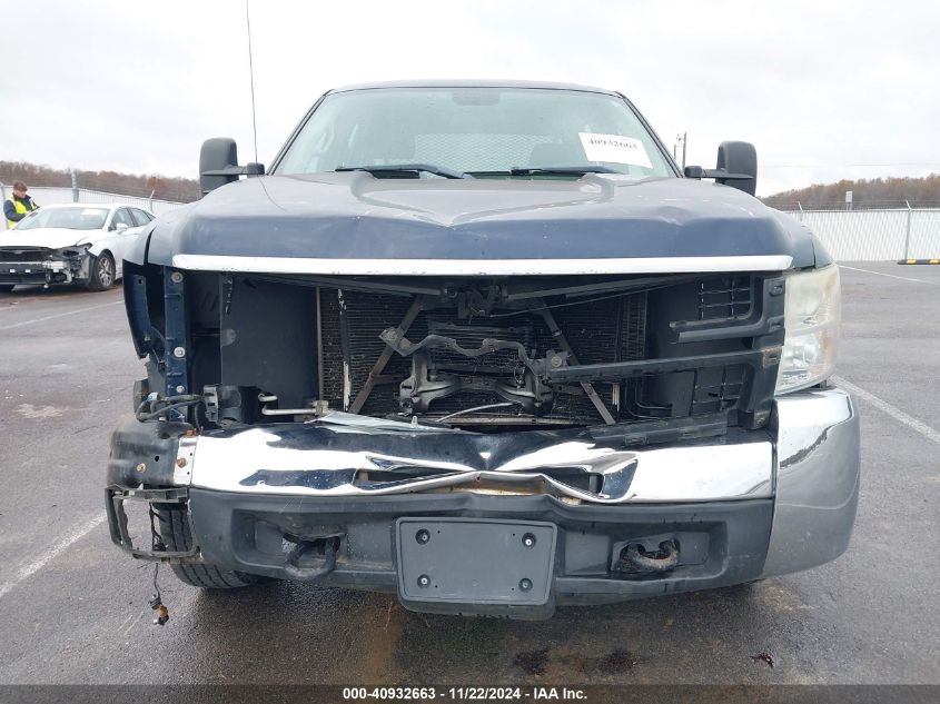 2009 Chevrolet Silverado 2500Hd Work Truck VIN: 1GCHC43K09F141224 Lot: 40932663