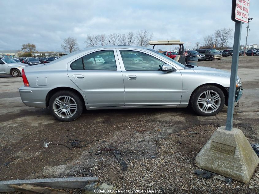 2007 Volvo S60 2.5T VIN: YV1RS592672607239 Lot: 40932676