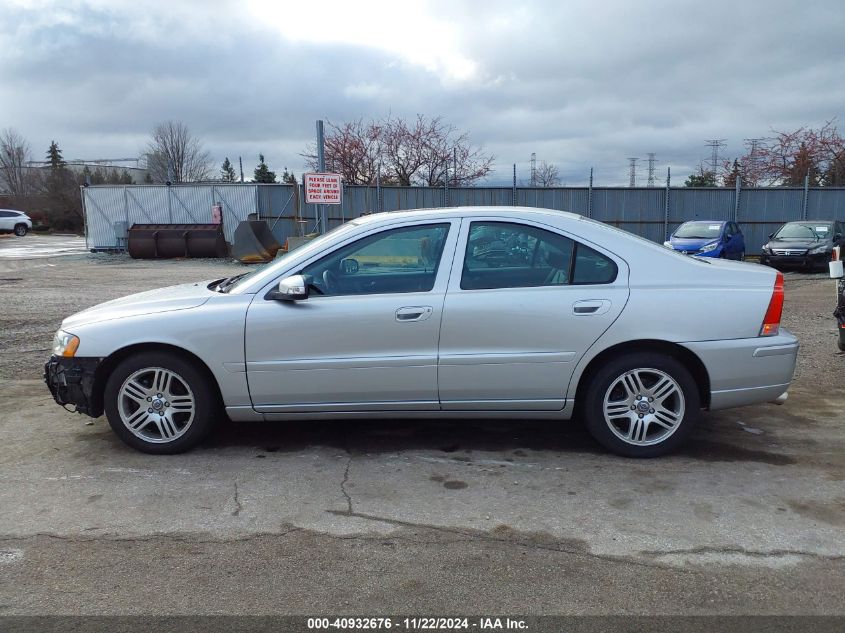 2007 Volvo S60 2.5T VIN: YV1RS592672607239 Lot: 40932676