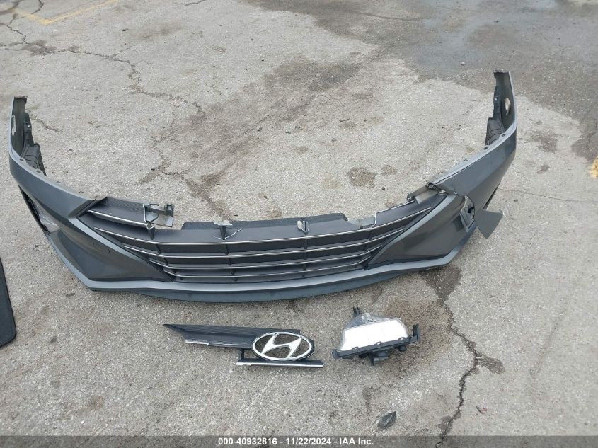 2019 HYUNDAI ELANTRA VIN: KMHD74LF8KU818815