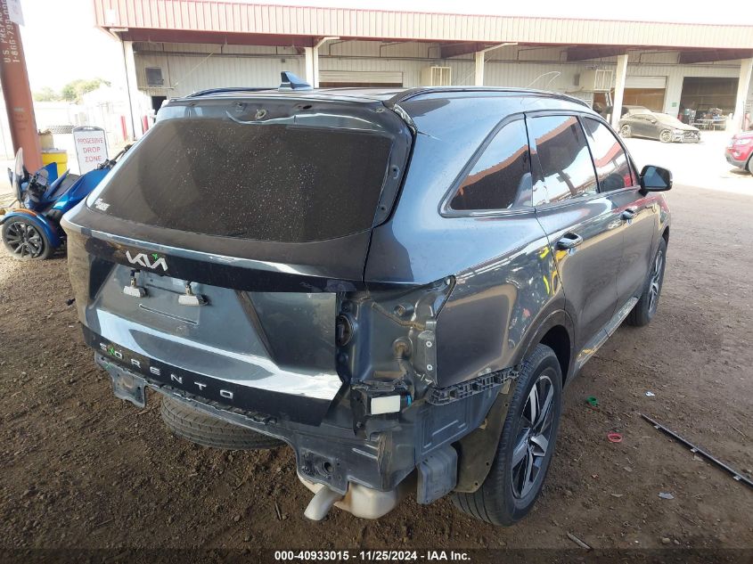 VIN 5XYRL4LC1NG111833 2022 KIA Sorento, S no.4