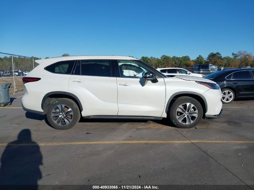 2022 Toyota Highlander Xle VIN: 5TDGZRAH3NS124751 Lot: 40933065