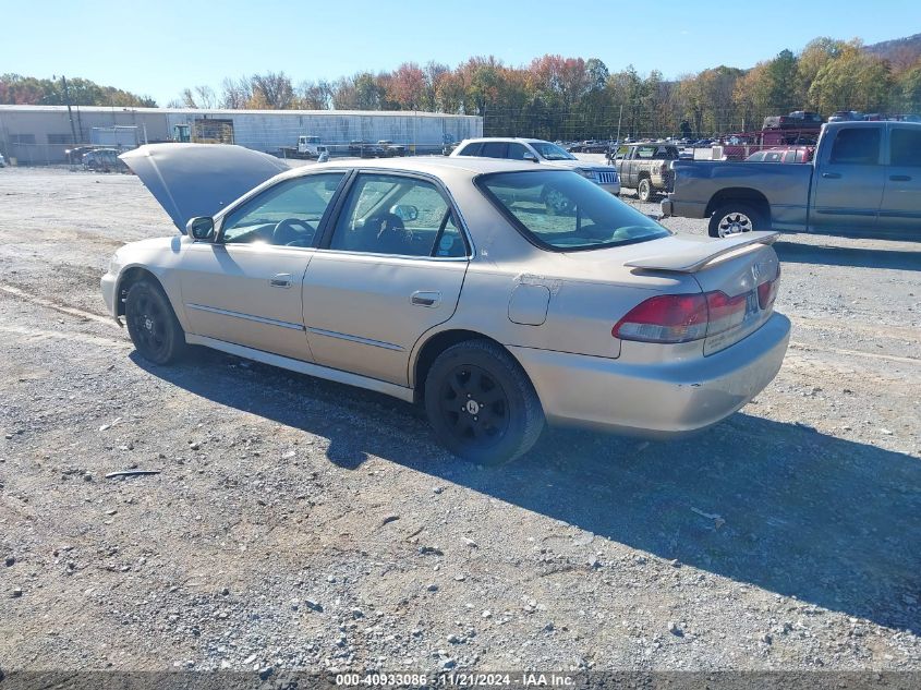 2001 Honda Accord 2.3 Ex VIN: 1HGCG56611A117777 Lot: 40933086