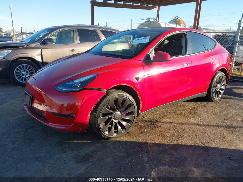 VIN 7SAYGDEF1NF405119 2022 Tesla Model Y, Performan... no.2