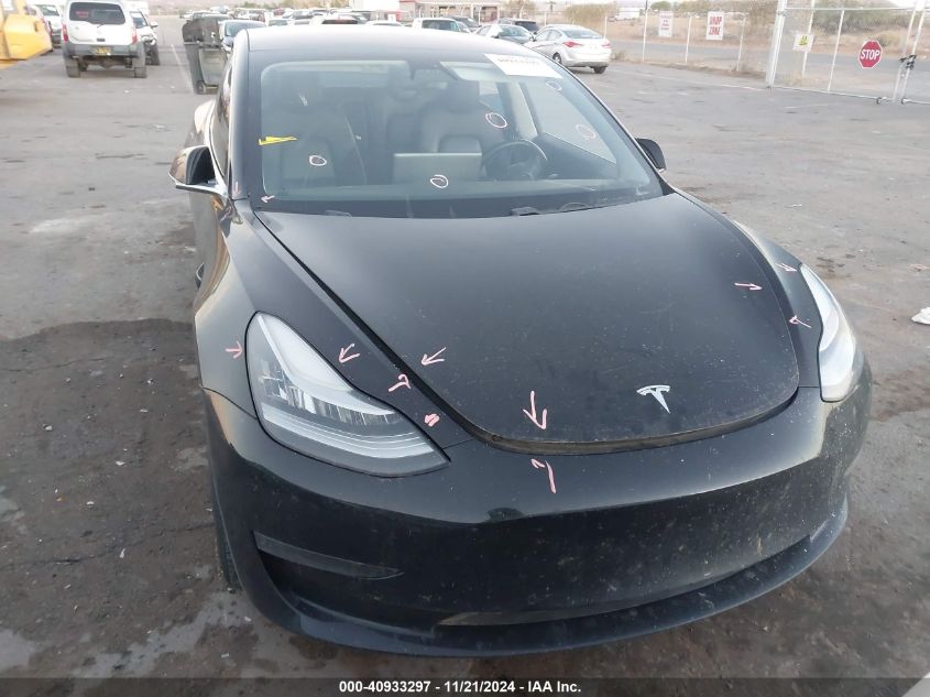 2018 Tesla Model 3 Long Range/Mid Range VIN: 5YJ3E1EA3JF052196 Lot: 40933297