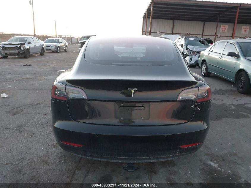 2018 Tesla Model 3 Long Range/Mid Range VIN: 5YJ3E1EA3JF052196 Lot: 40933297